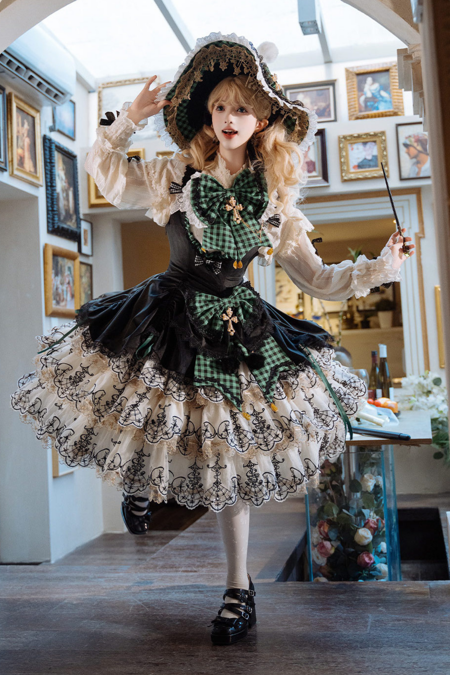 Feb 26th reservation deadline] Star Witch Special Edition Cape Dress Complete [Wind, Sat.