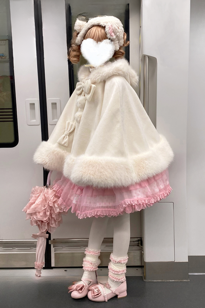 【12月18日予約締切】猫耳ファーフーディーケープコート