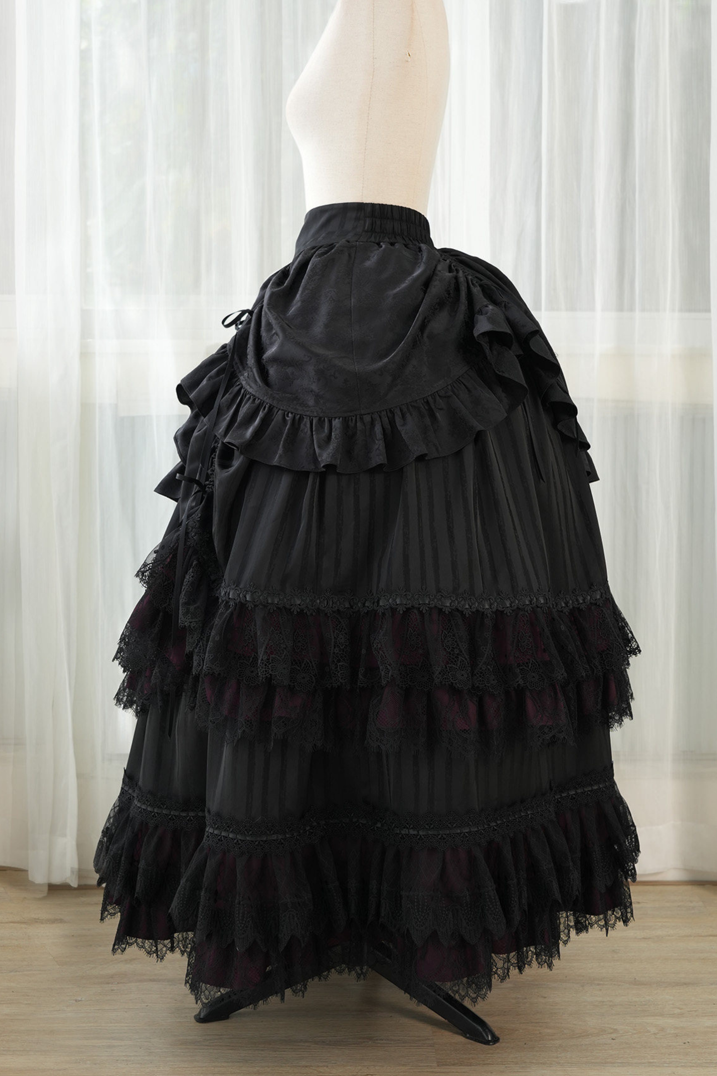 [3월 16일 예약마감] 빅토리아 릴리스 고딕 로리타 셔츠 + 조끼 + 스커트