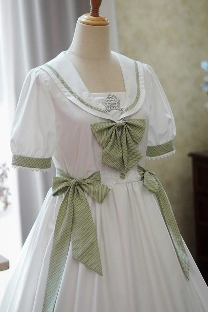 [Reservierungsschluss 28. Juni] 5 Farben/Sailor-Lolita-Streifenkleid mit Schleife und Puffärmeln
