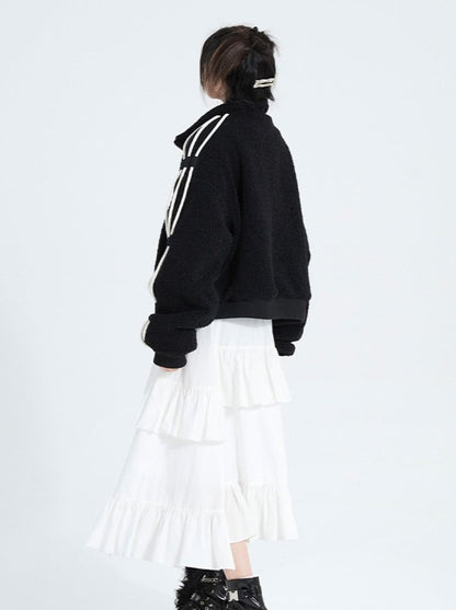 Black side design zip-up jacket