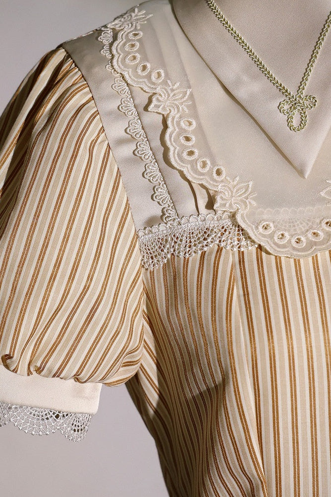 [Reservation Deadline: November 6] Beige Striped Short-Sleeve Lolita Shirt with Beautiful Embroidery and a Layered Lace Collar + Pair of Detachable Long Sleeves + Long-Sleeve Shirt (with Detachable Embroidered Collar)