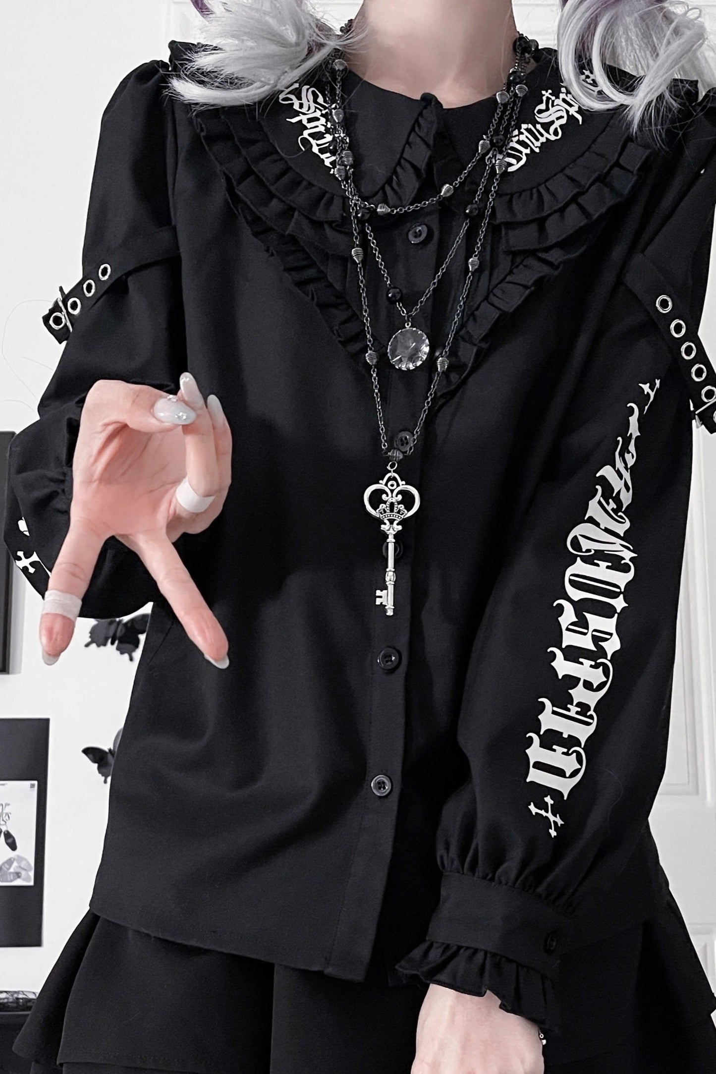 Dark Slim Ruffle Tops