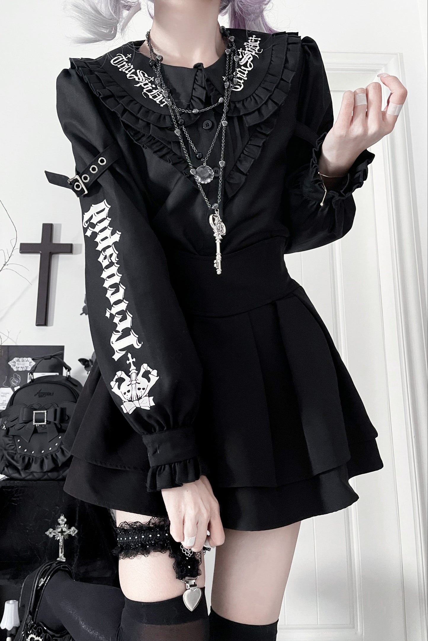 Dark Slim Ruffle Tops