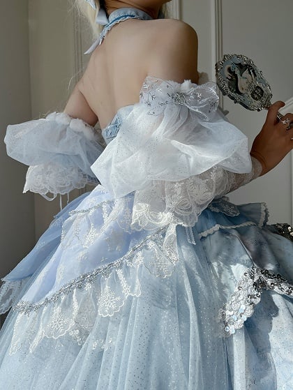 [Deadline for reservations: December 10] Snow Rabbit Ball Blue and Silver Halter Neck Fur Dress Complete Set