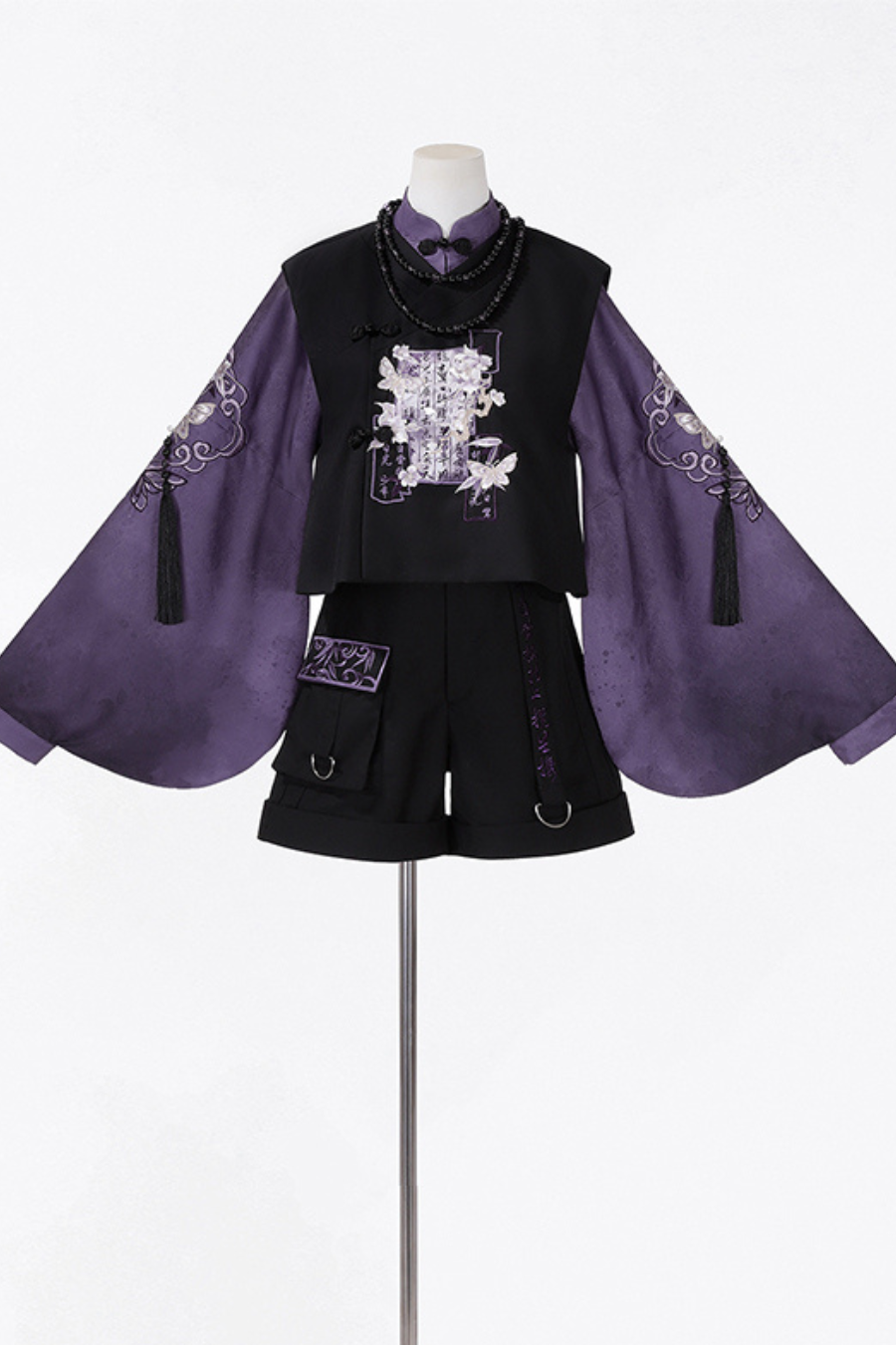 Dark china top + vest + shorts + necklace