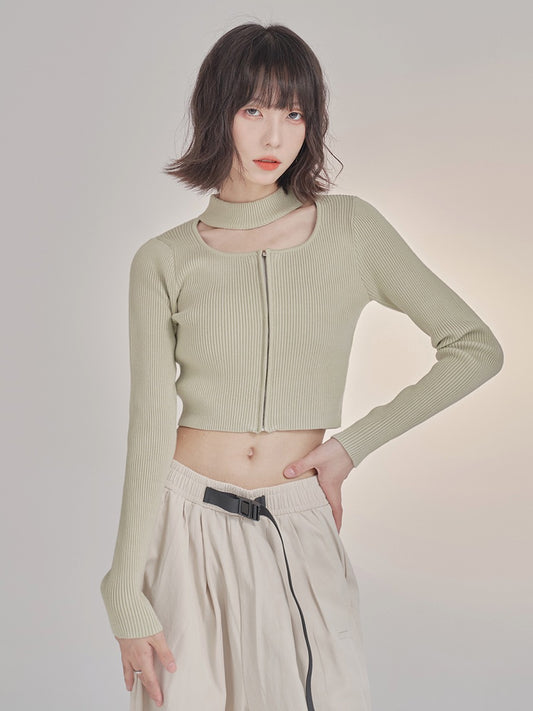 Open décolleté design niche knit sweater