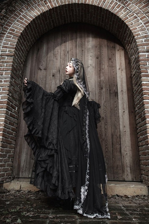 【11月2日予約締切】Born Nocturne Black Gothic Puff Sleeve Lace Layered Long Dress (with Bow Tie) + Embroidered Corset Belt + Detachable Oversized Bell Sleeves