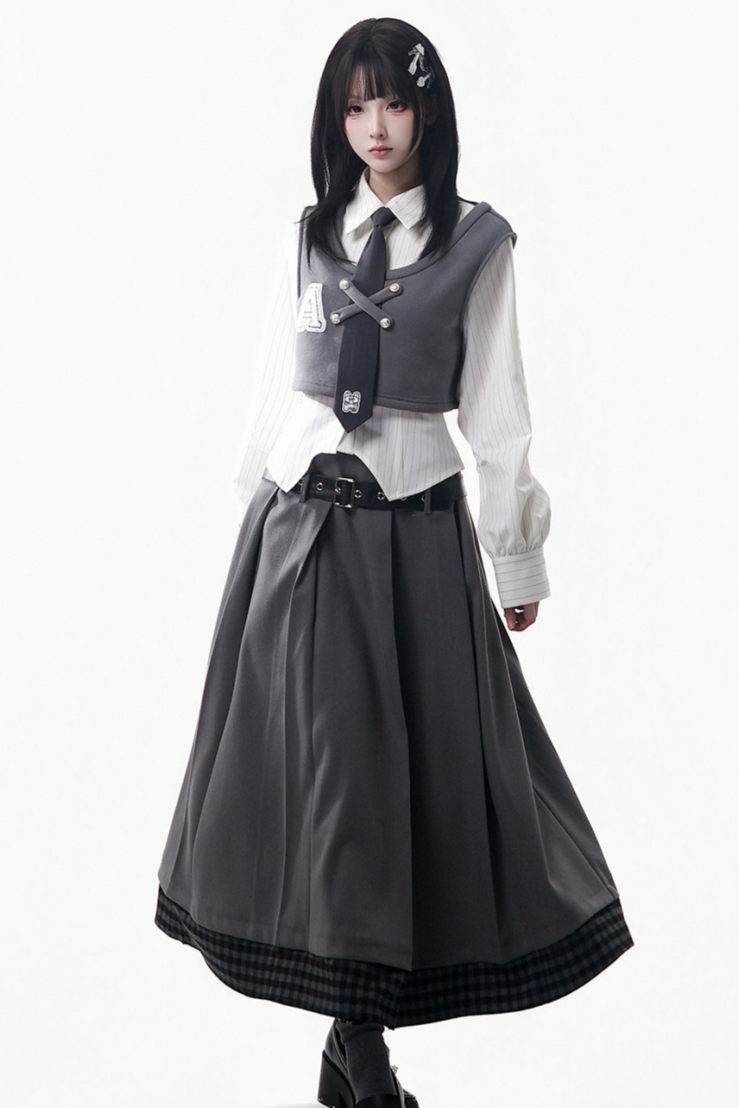 ストライプコート+シャツ+ベスト+ロングスカート