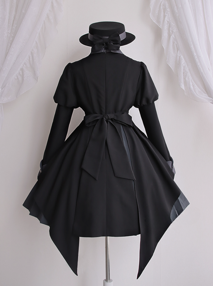 [Reserved product] Gothic Alice docking dress with cross motif tie