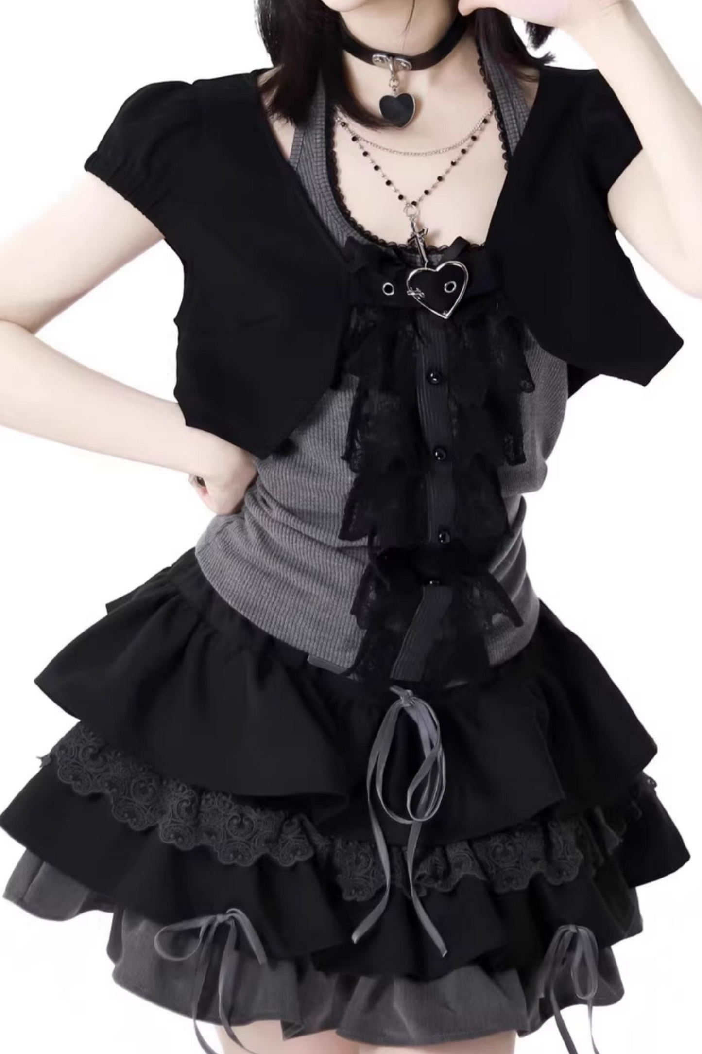 ヴィンテージショートカーディガン＋レースホルターネックトップス＋スカート