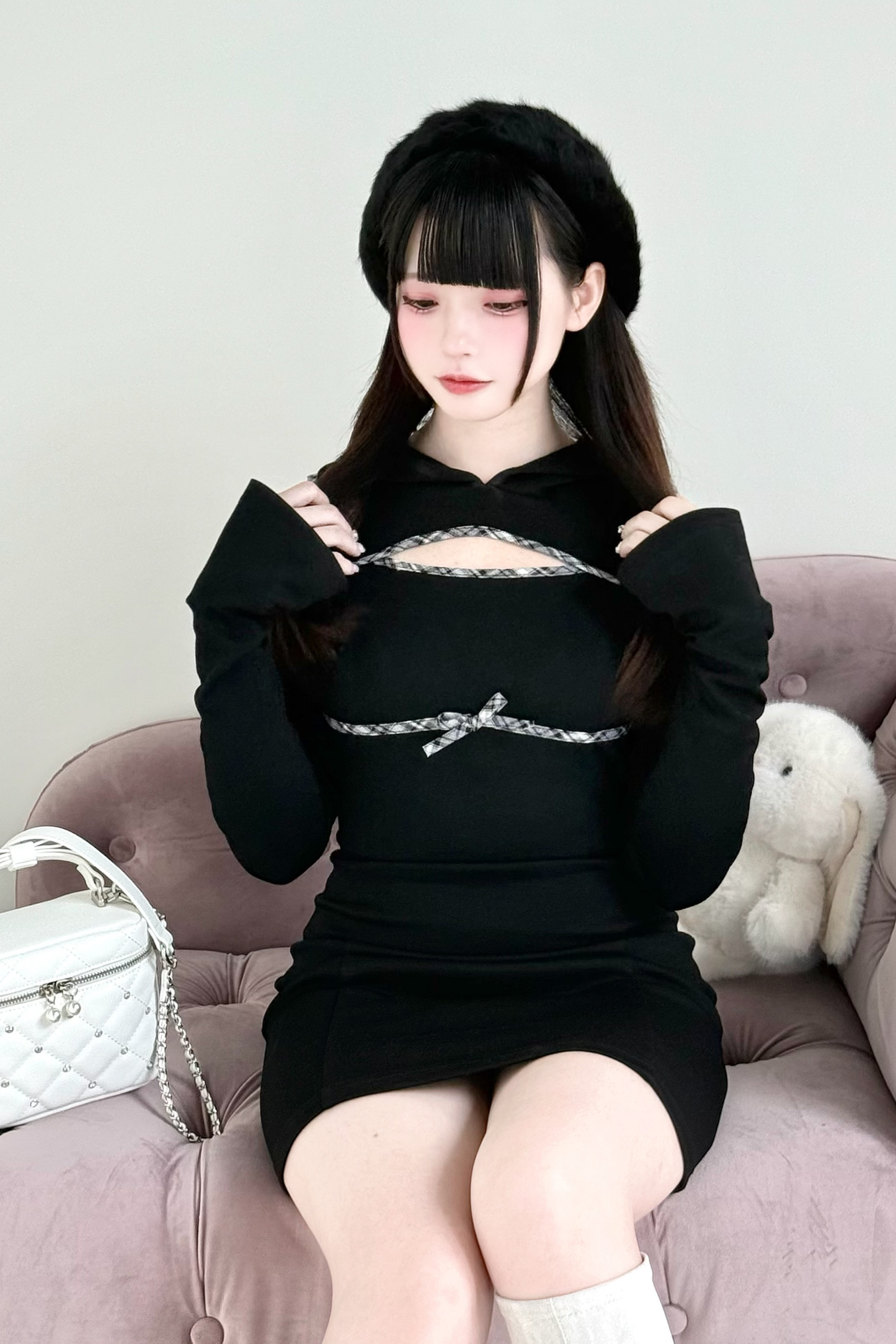 Off-the-shoulder Little Ribbon Hooded Dress