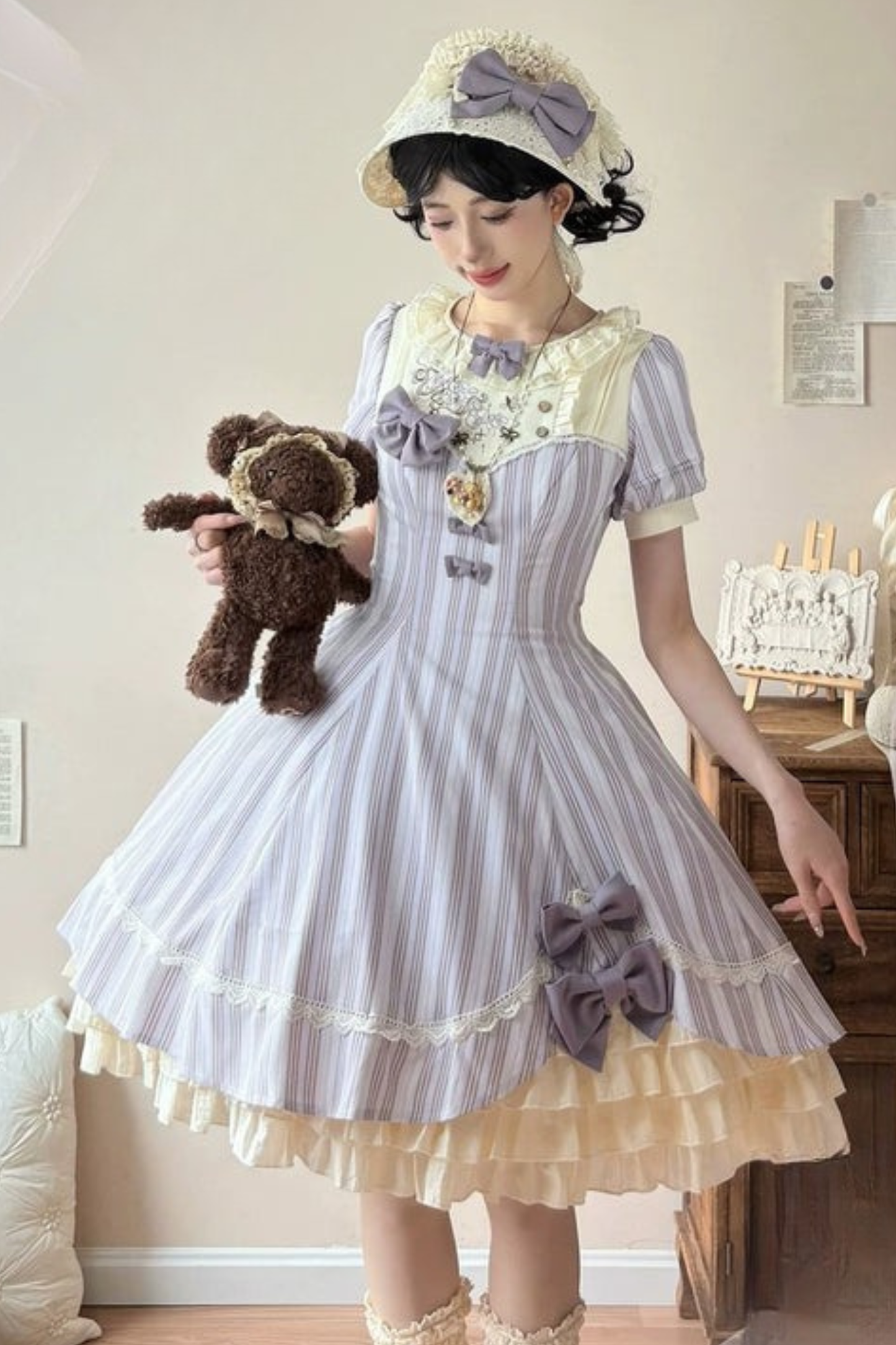 【预售商品】条纹洛丽塔连衣裙+蝴蝶结发夹