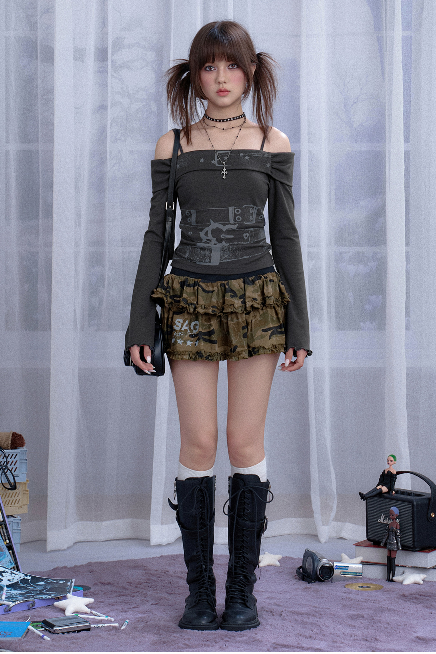 ドラッグシスターオフショルダートップス