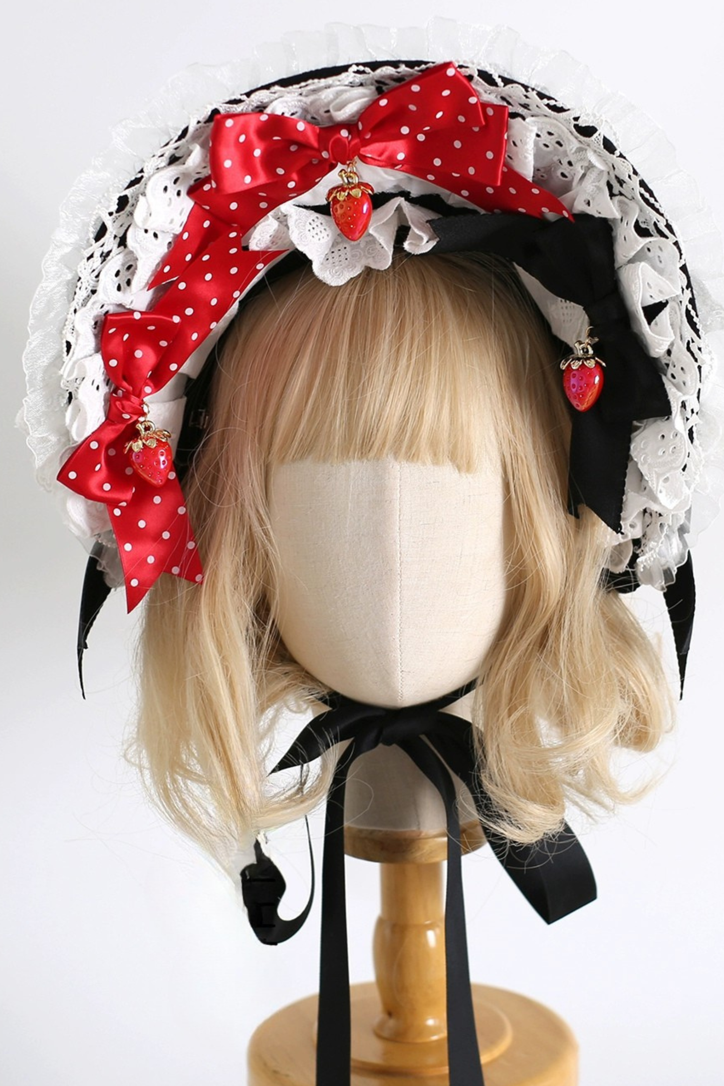 Strawberry dot bonnet