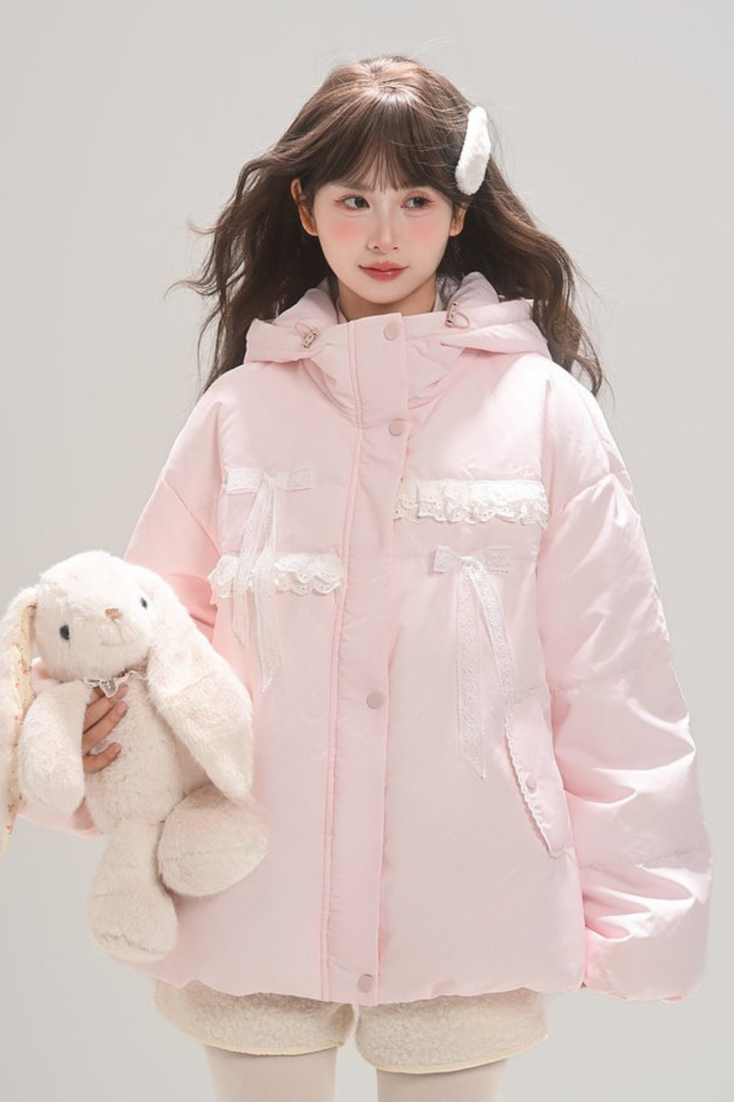 レースフード付きダウンジャケット