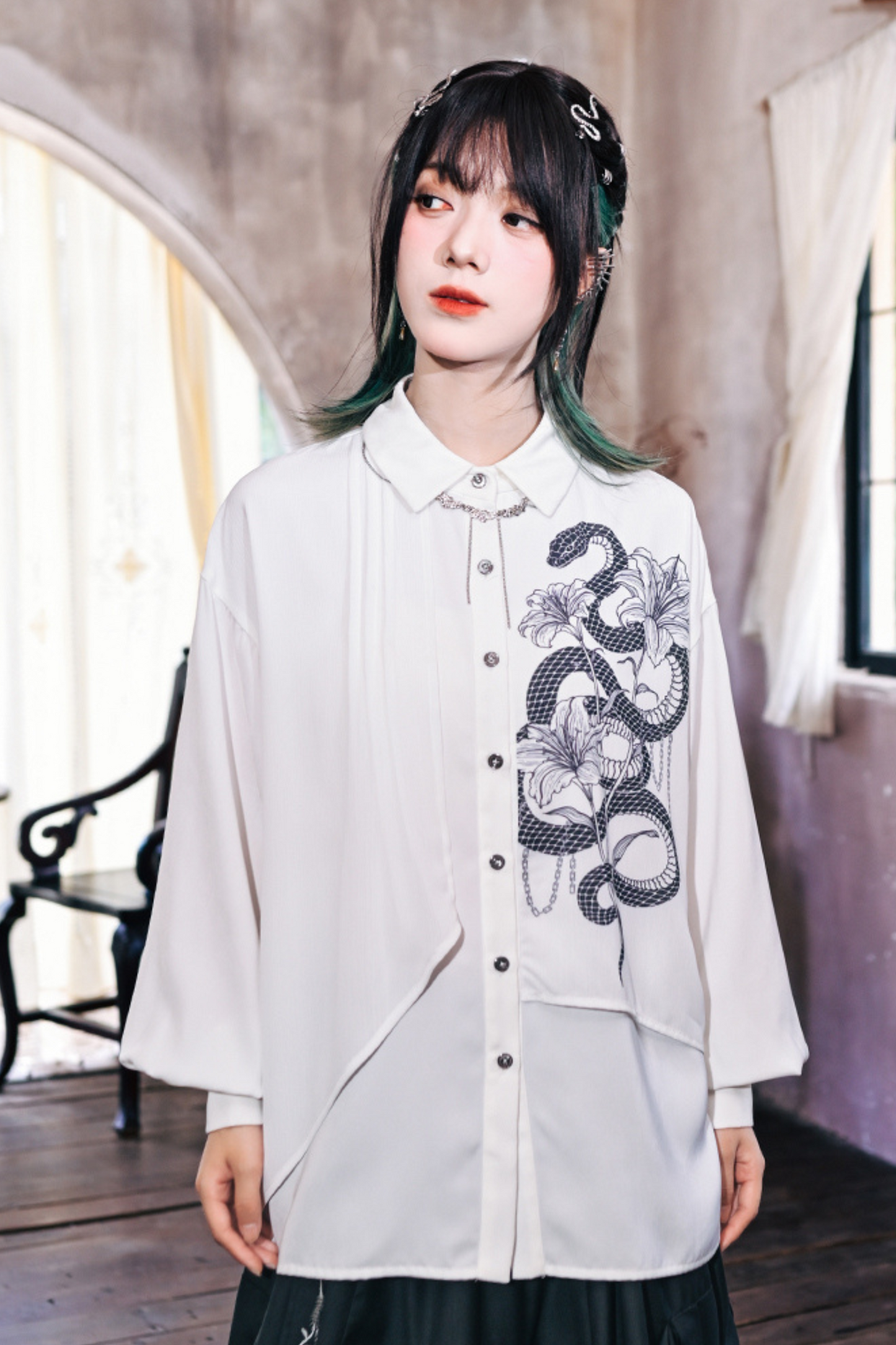 Double Layer Snake China Shirt