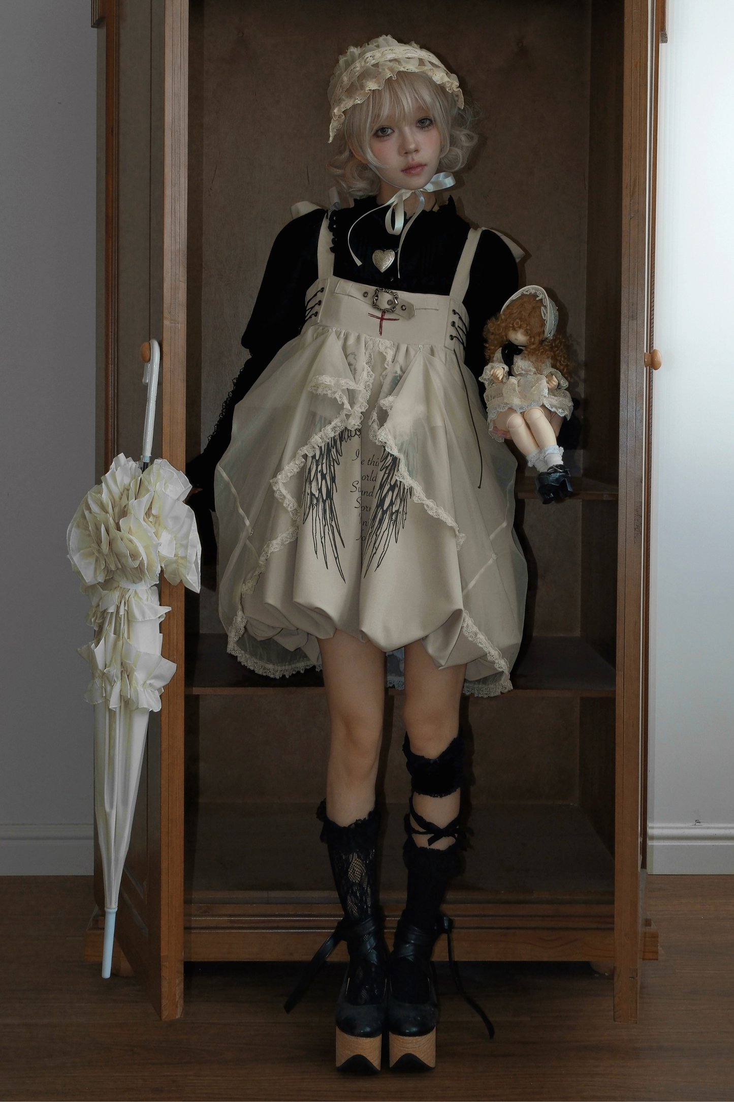 ゴシックバルーンサスペンダードレス