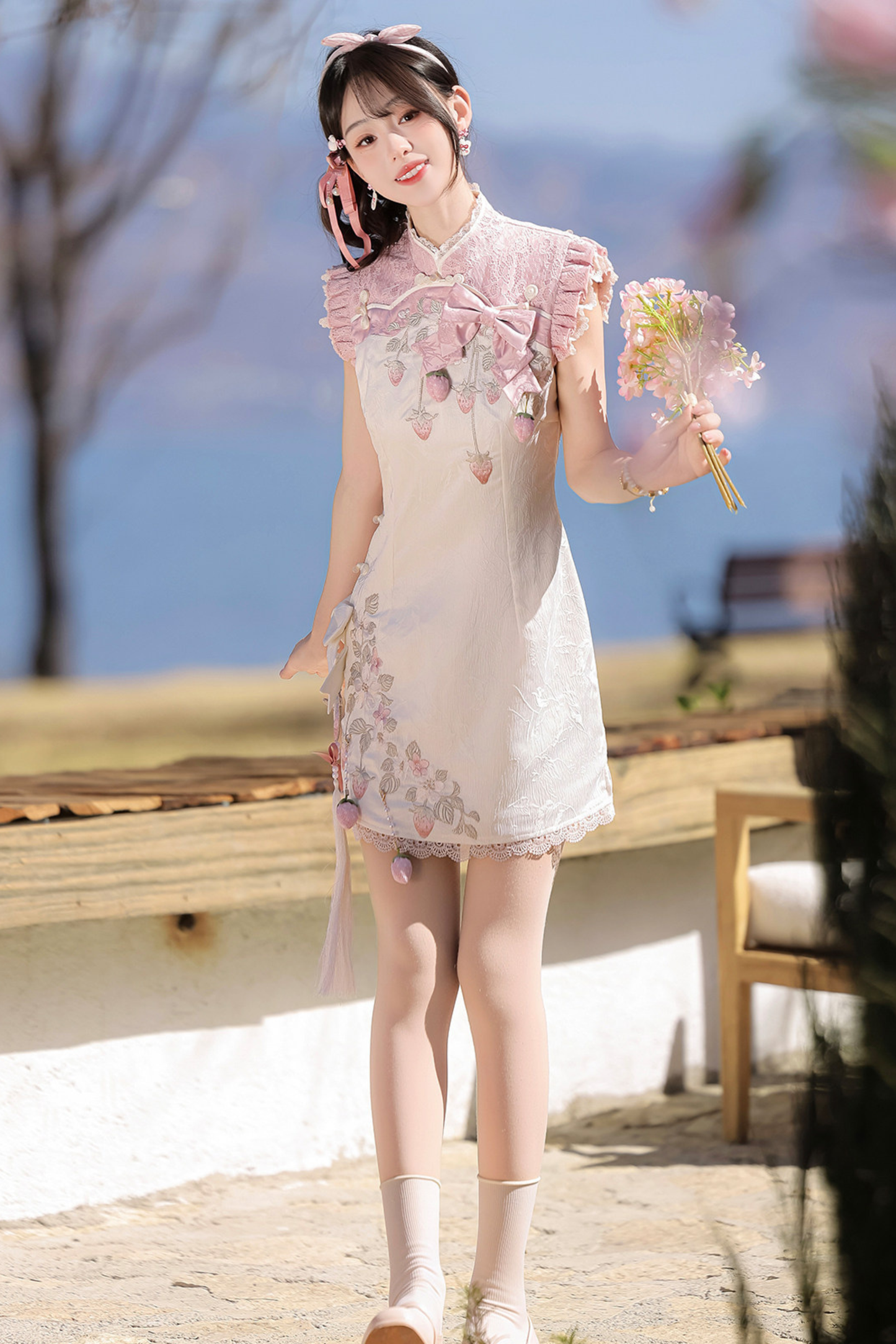 ストロベリースイートチャイナノースリーブドレス