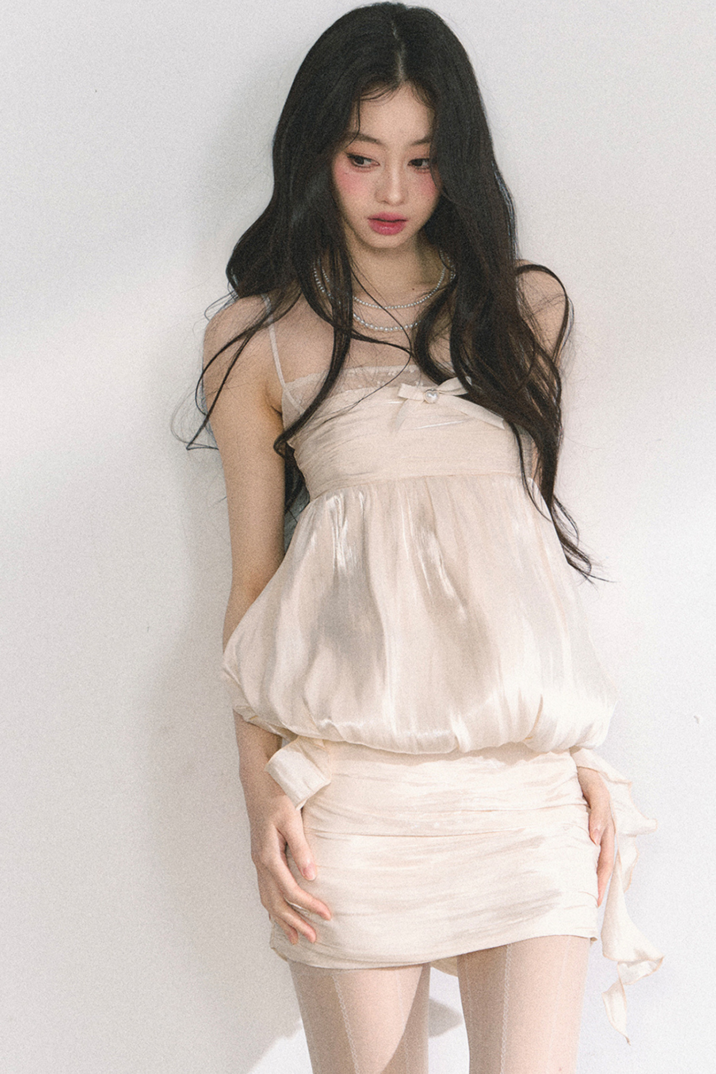 クリームロールノースリーブトップス+タイトスカート