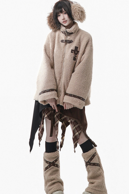 ヘーゼルナッツベルベットウールコート+チェックスカート+トップス+レッグカバー