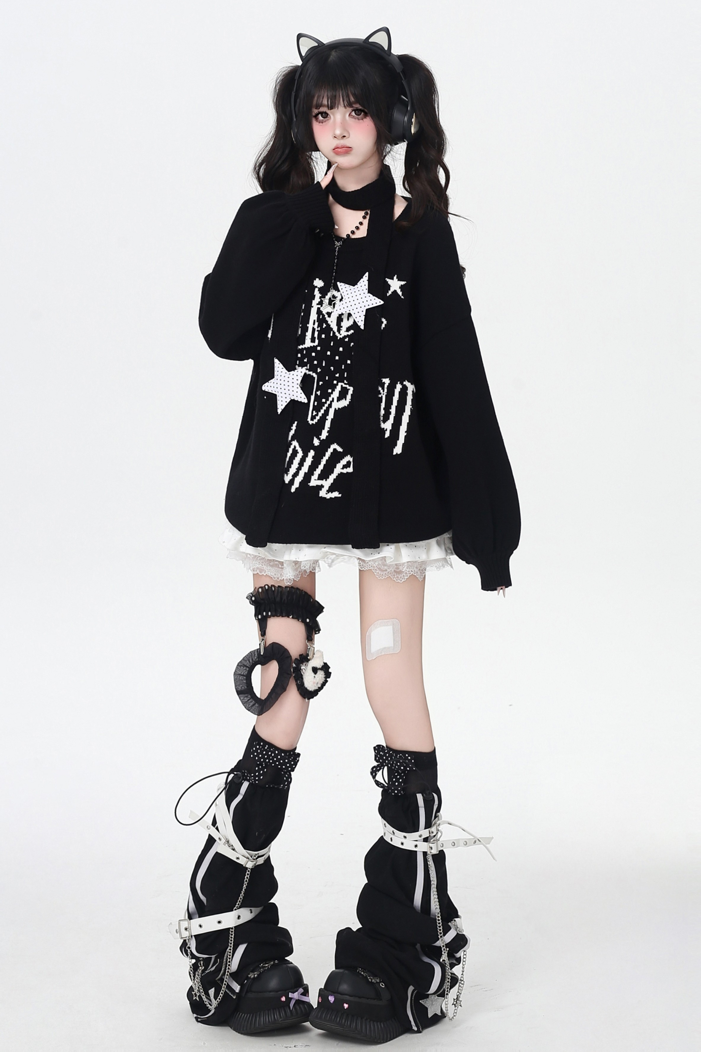 スターデザインルーズラウンドネックトップス