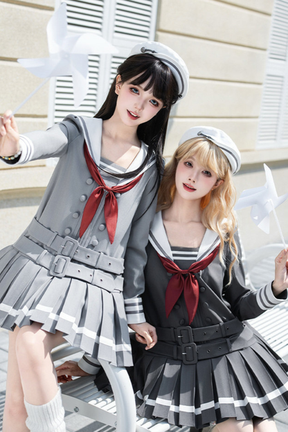 Robe collège plissée à col marin + Ruban + Chapeau