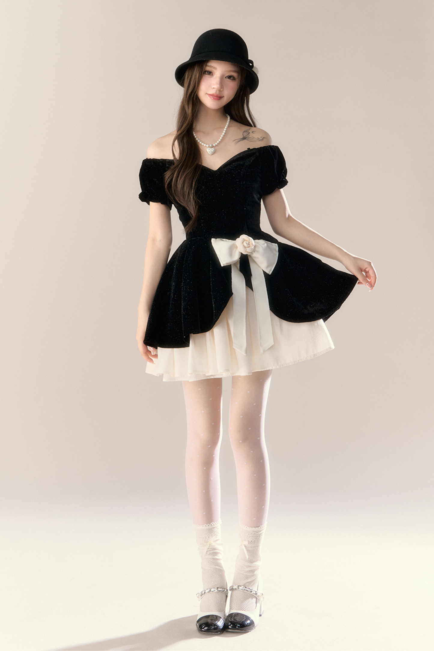 ベルベットフレンチブラックドレス