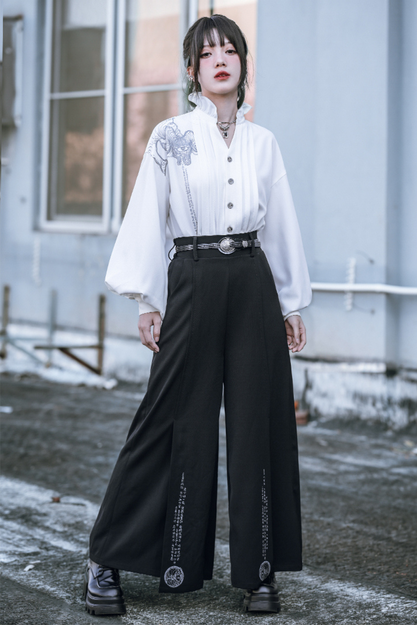 レーススタンドカラーホワイトシャツ