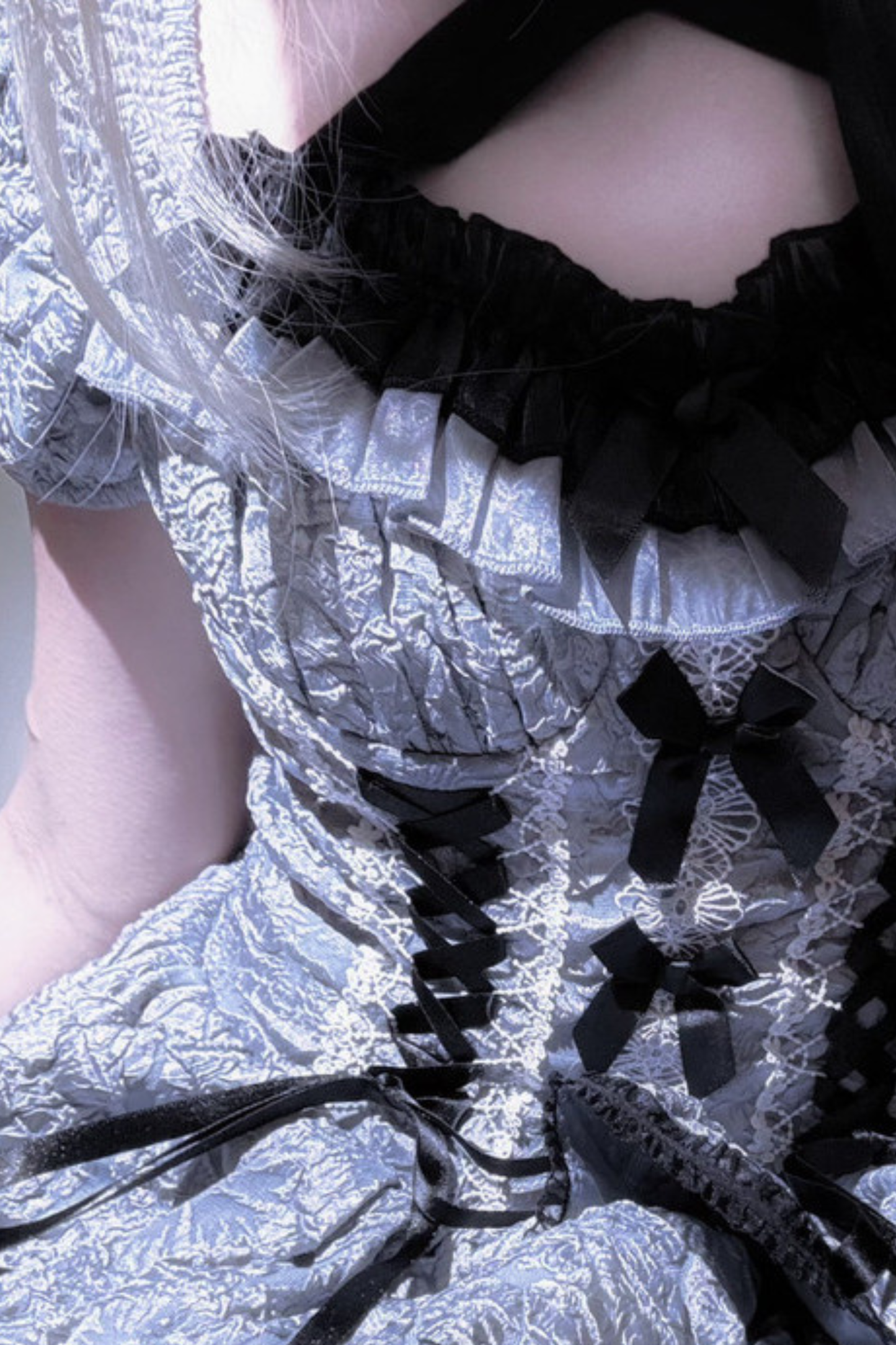 ダークブルーゴシックロリータドレス