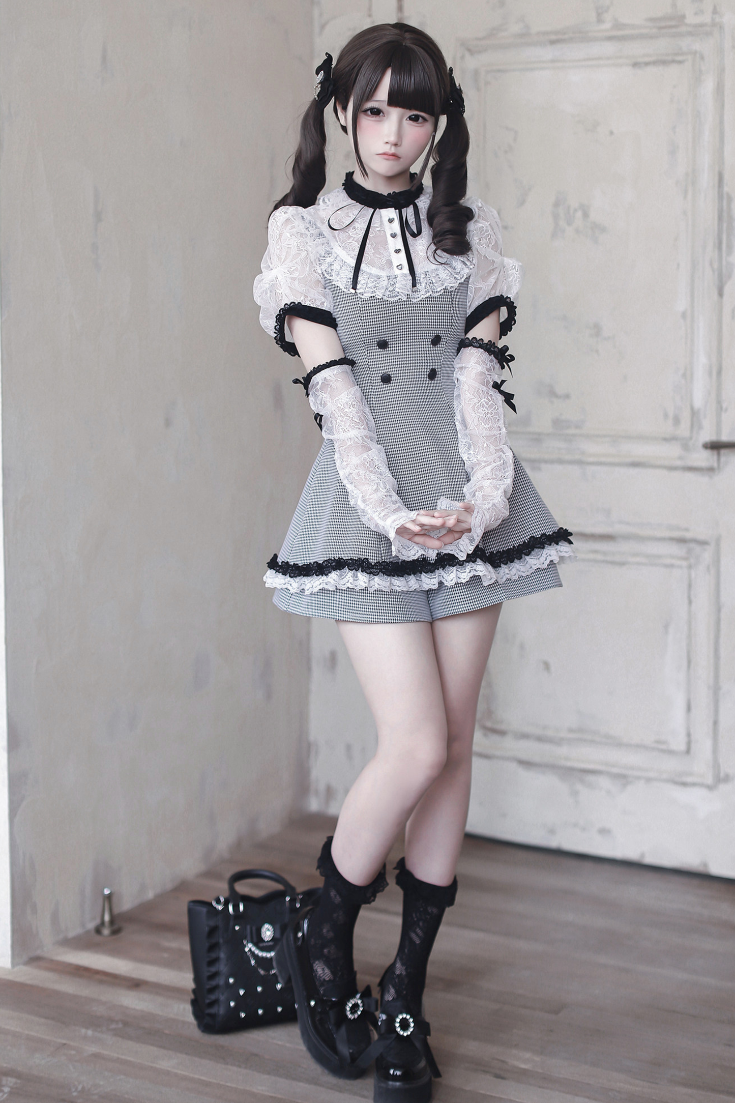 [3월 15일 예약마감] 깅엄 체크 다크 스위트 레이스 원피스 + 반바지