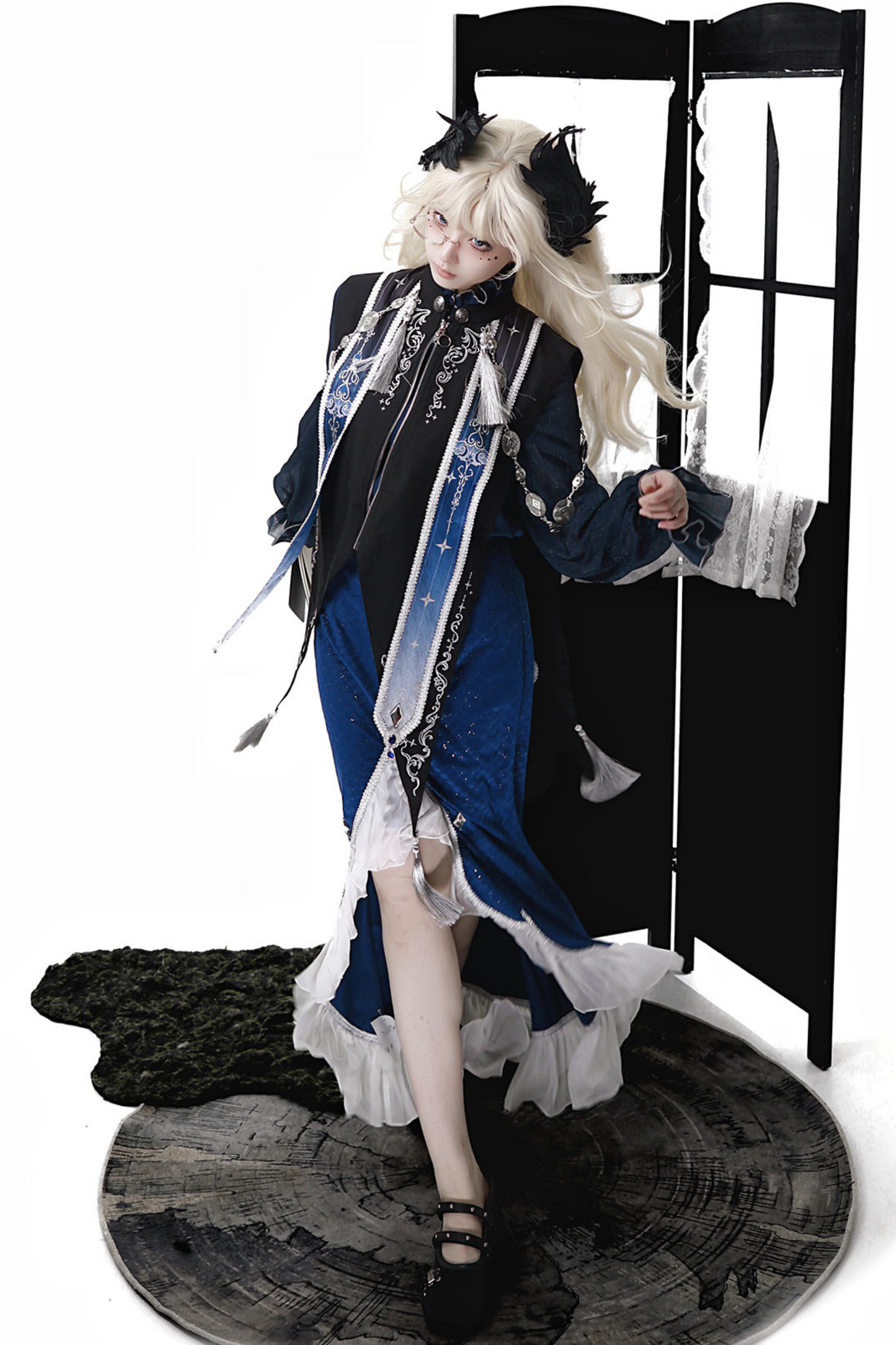 Courtly Dark New China Mermaid Setup