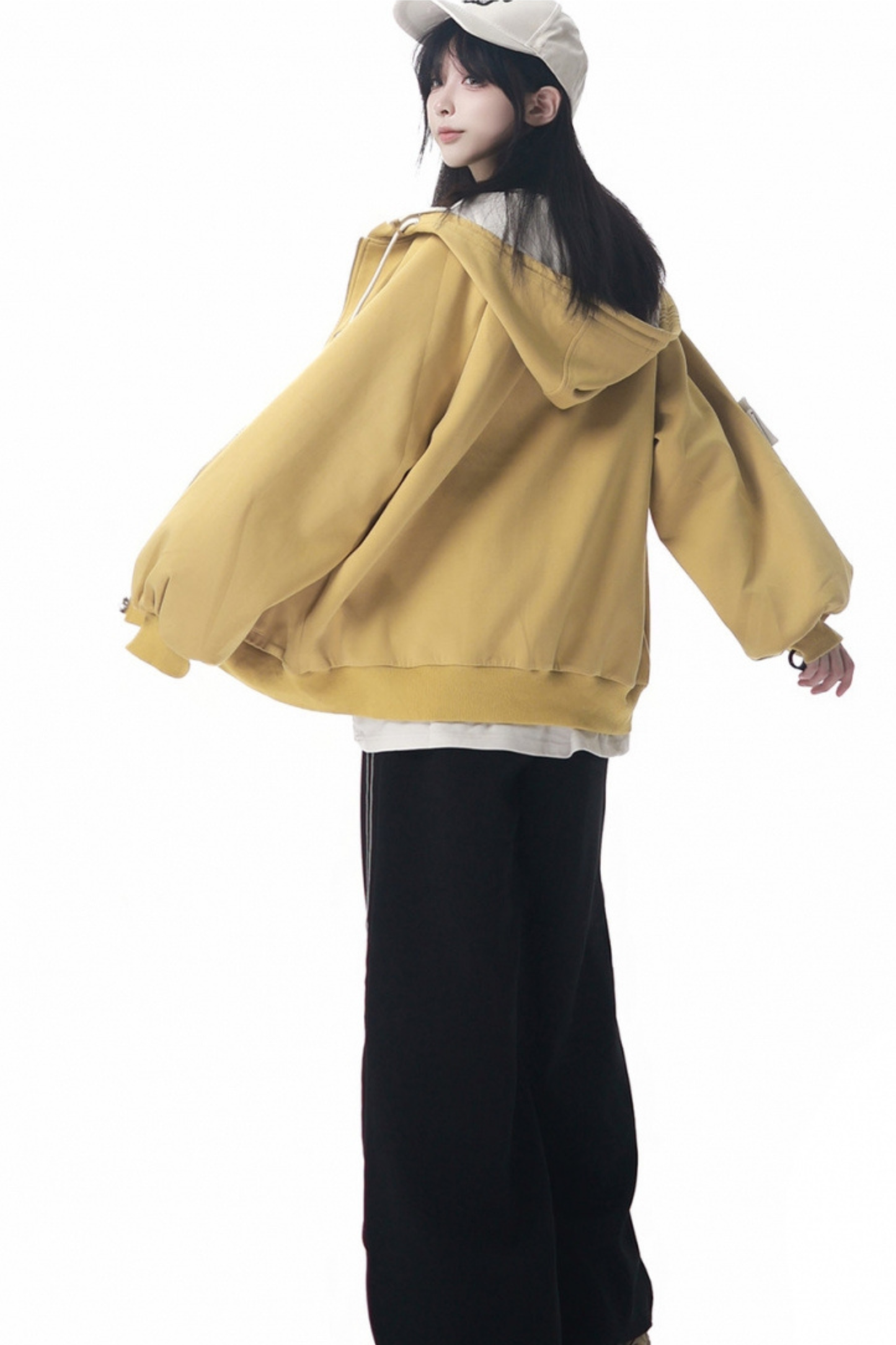 クリーミージャケット+Tシャツ+フードスウェット+スウェットパンツ