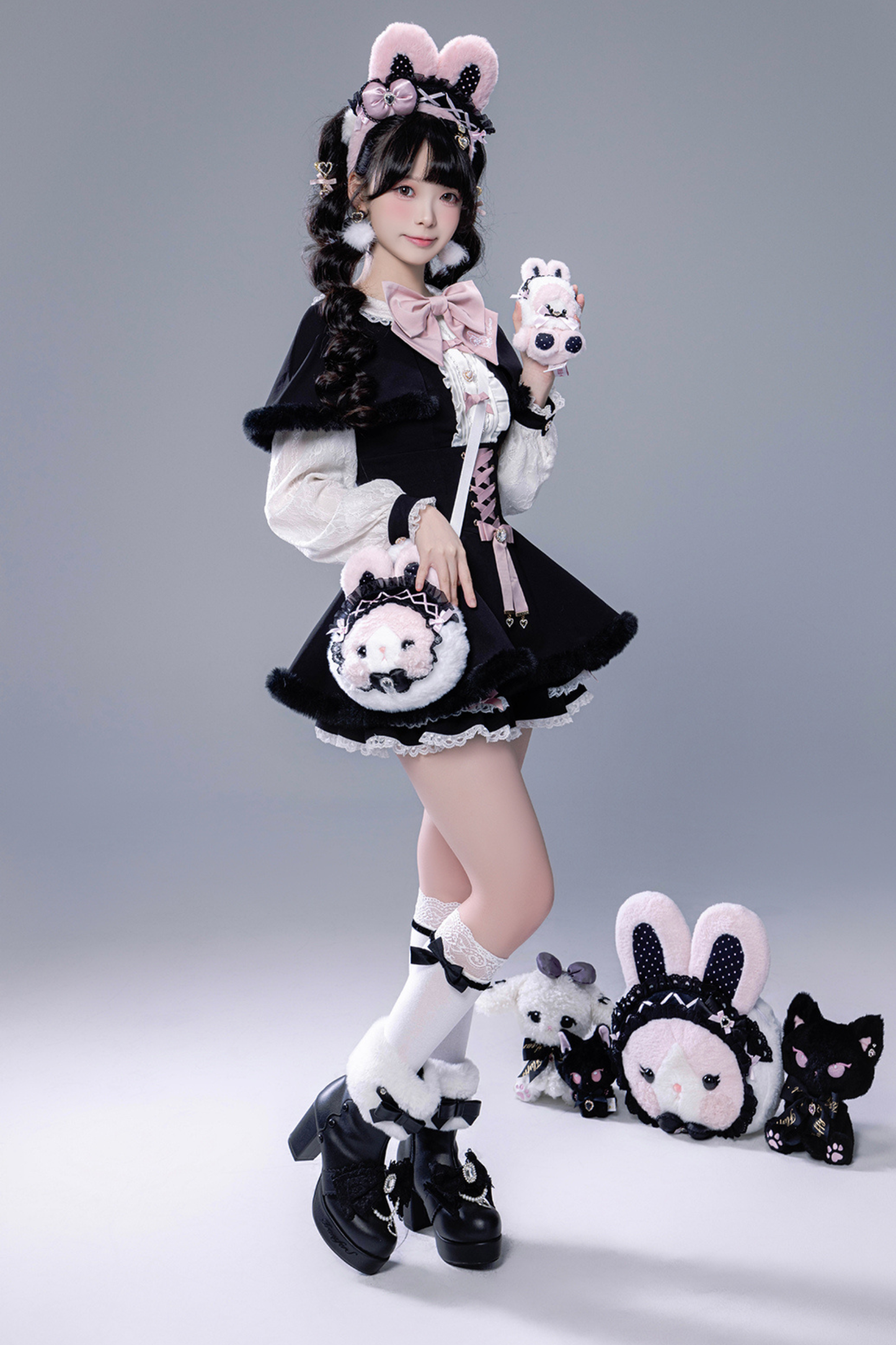 Fluffy cute cape + top + pants + brooch