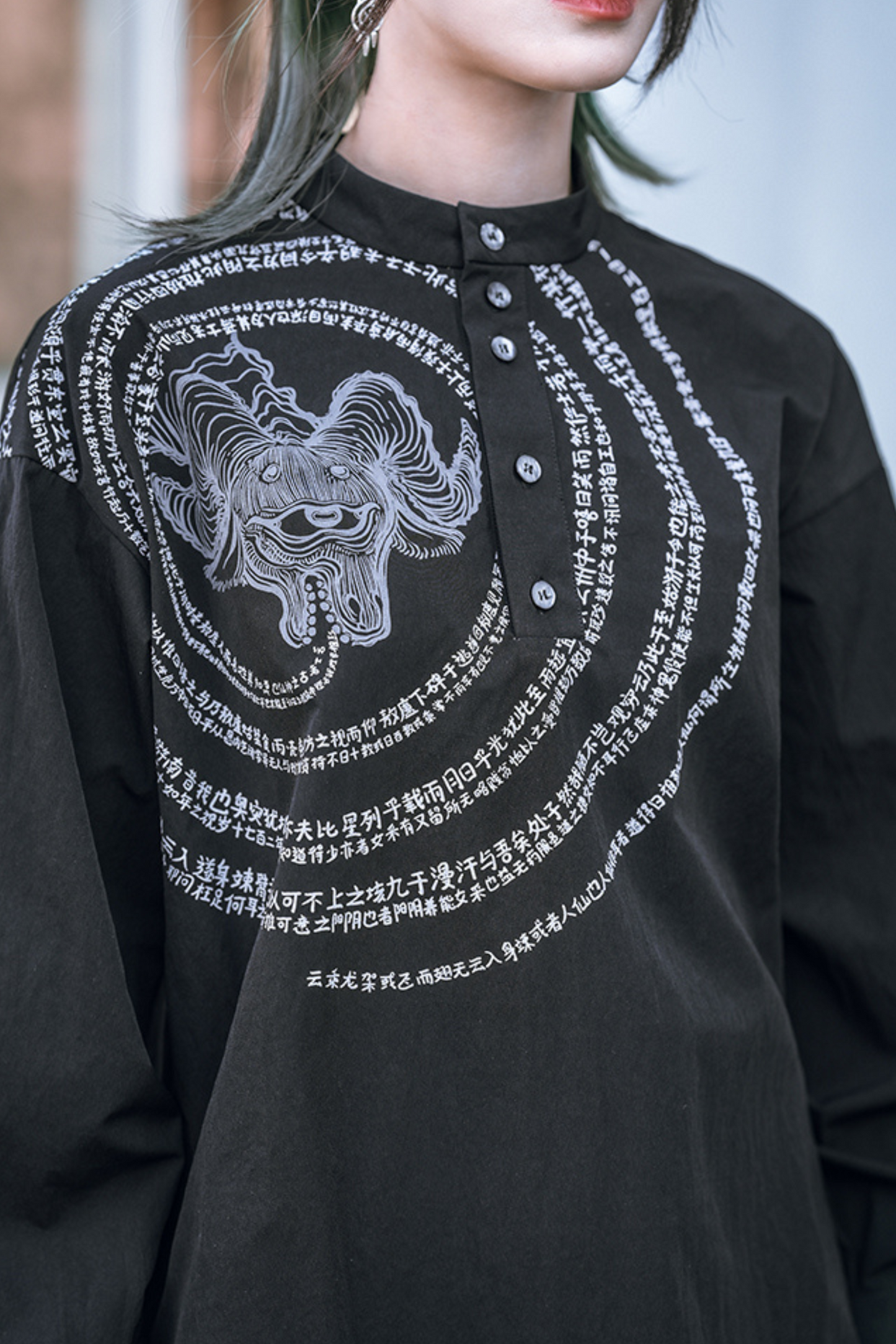 Stand collar print pullover top