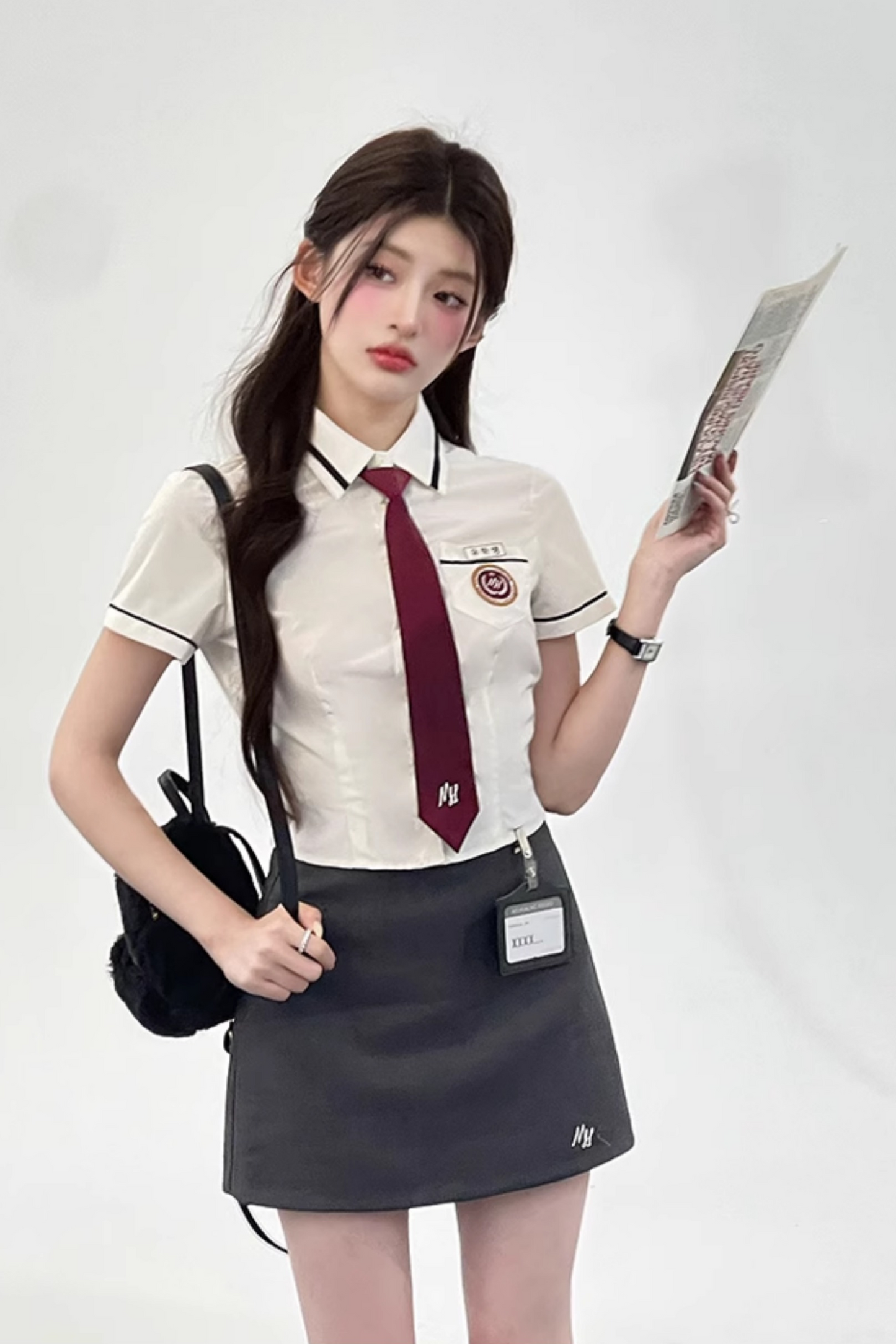 JKカレッジシャツ＋タイトスカート＋ネクタイ