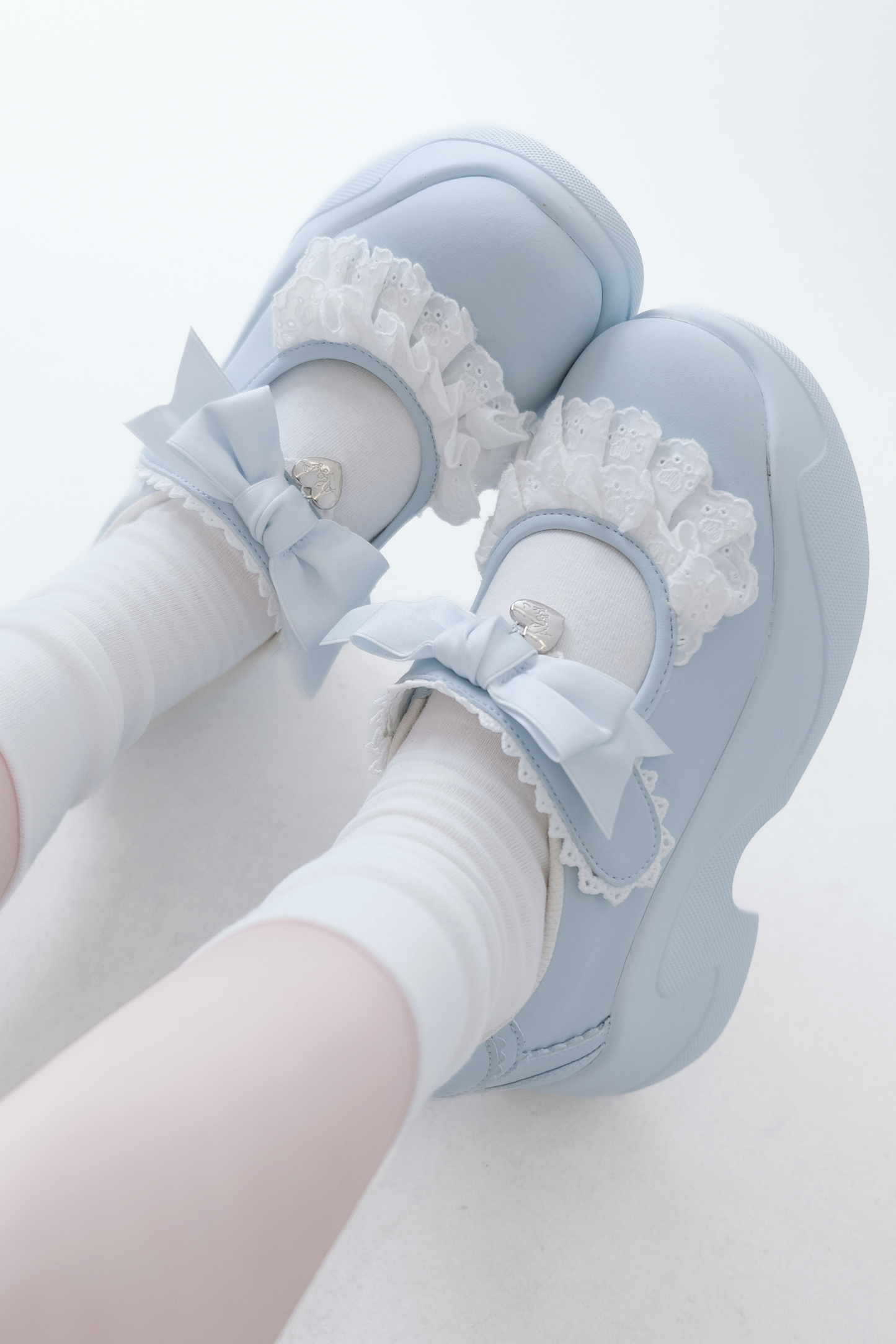 Girly Lace Ribbon Sneakers