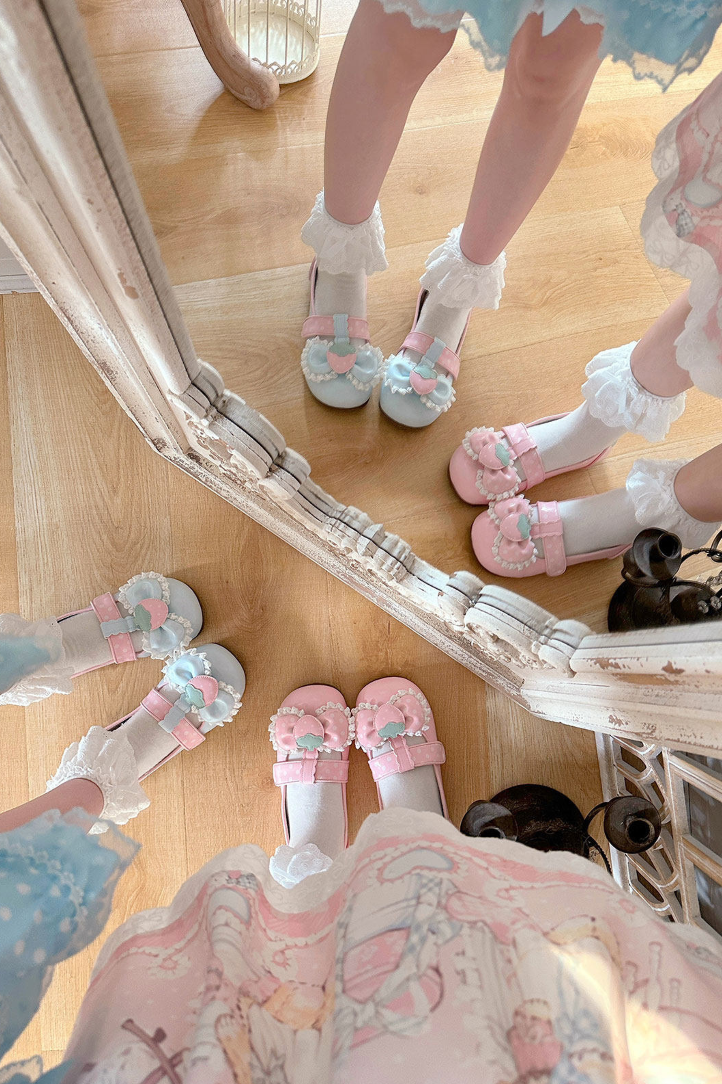 ストロベリーポルカドットフラットシューズ