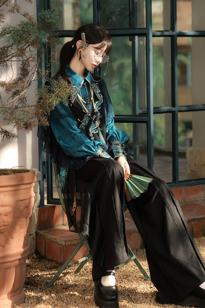 Ruan china top + vest + wide-leg pants + necklace