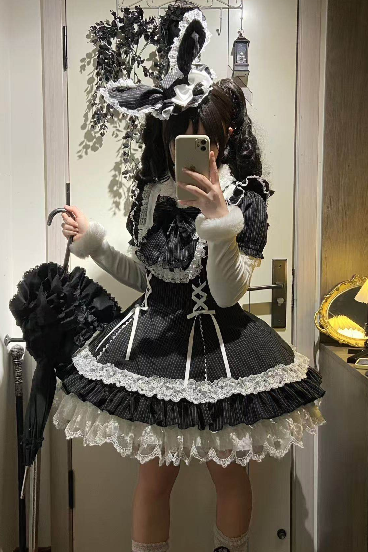 ダークレースアップストライプドロリータドレス+ラビットハット+スリーブ