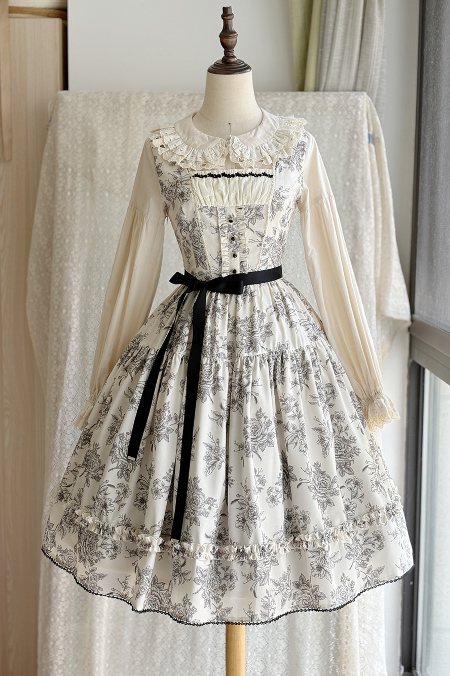 Sketch Wild Rose Elegant Lolita Jumperskirt