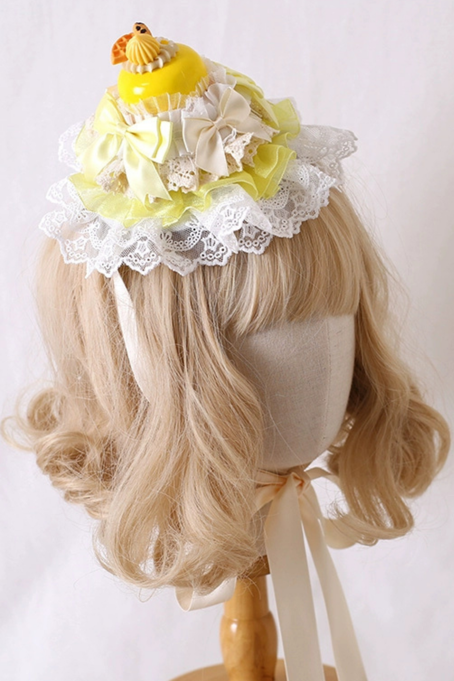 レースケーキアンソニーケーキシルクハット