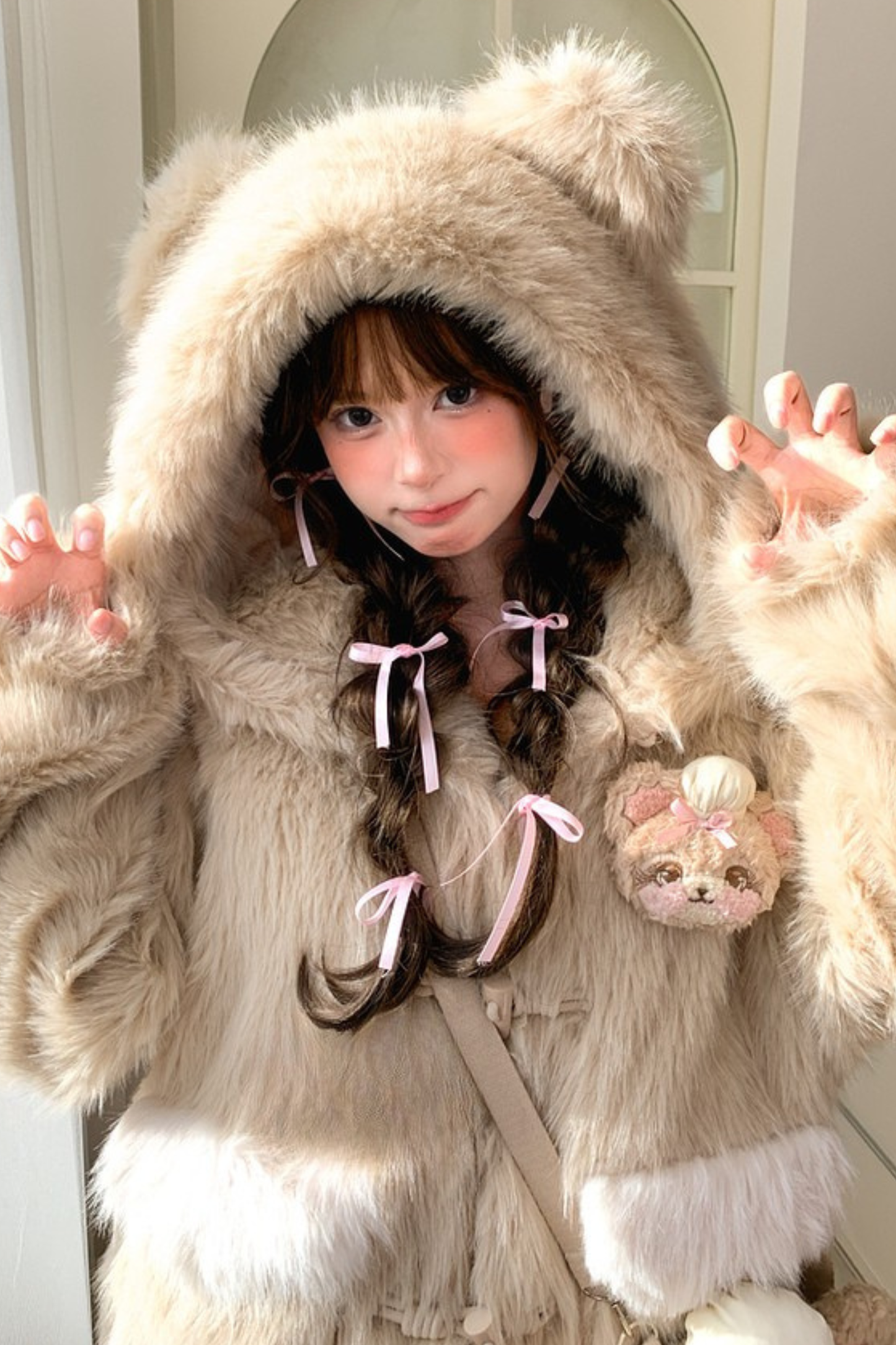 ベアファーフードコート