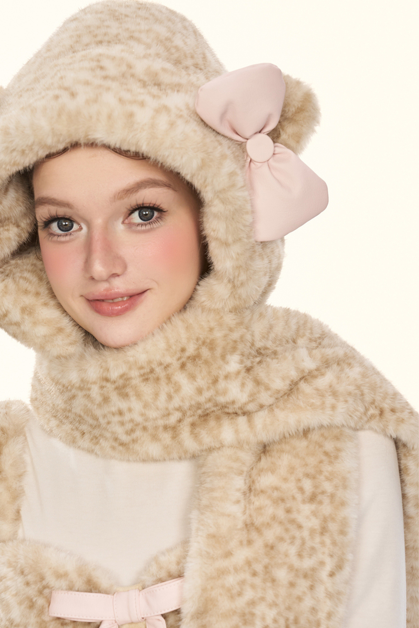 リトルミルクレオパードリボンフードコート