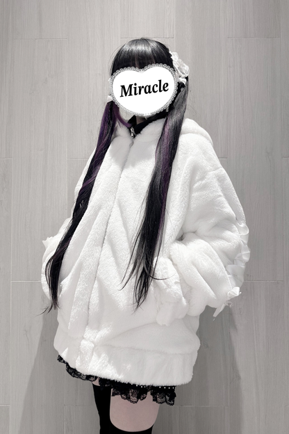 べアイヤーレースアップファーコート