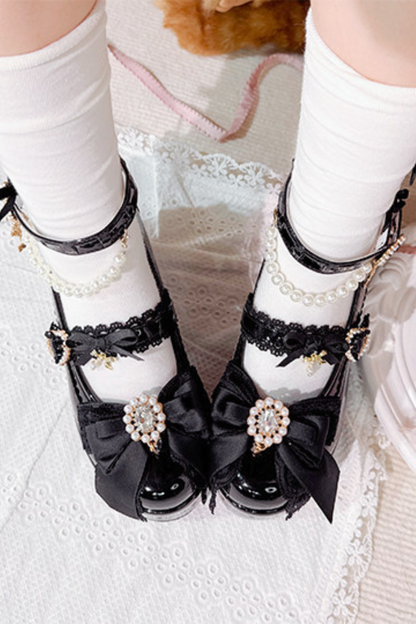Chaussures à lacets au style doux et féminin