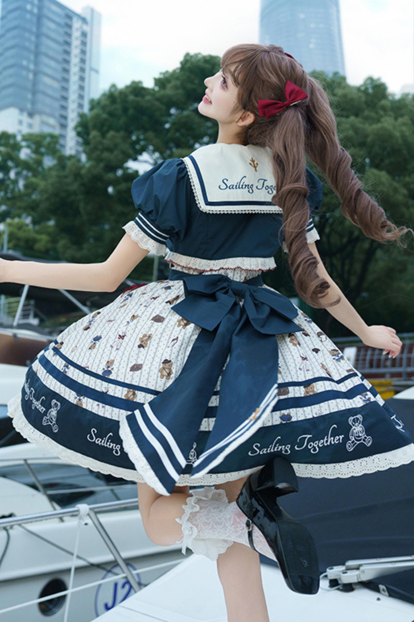 Jasmine Bear Marine Design Jumperskirt + Short Outerwear