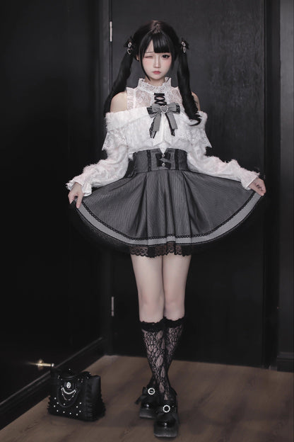 【1月6日予約締切】ホワイトレースオフショルダーリボンニットトップス＋千鳥格子スカート