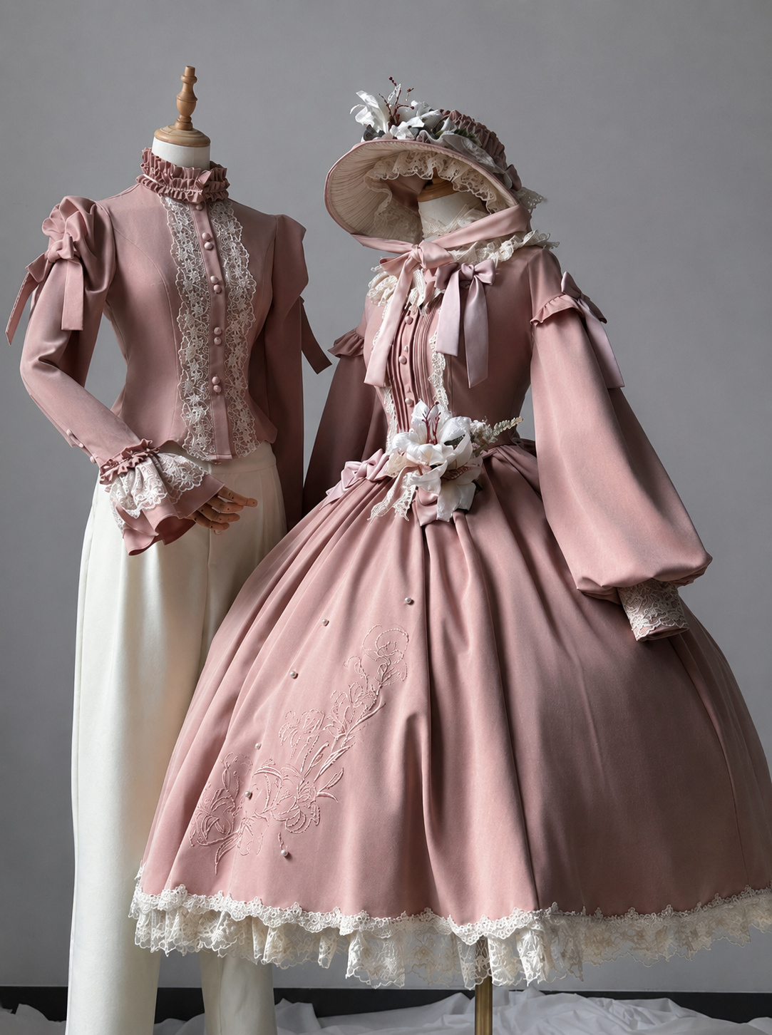 [Scadenza prenotazione 11 maggio] Pantaloni Principe neri e bianchi della serie elegante con ricamo a giglio
