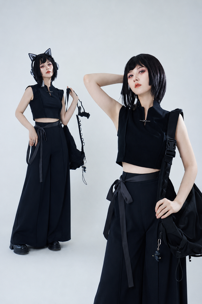 [Pre-Order] Black/White Cyber Chinese Crop Top